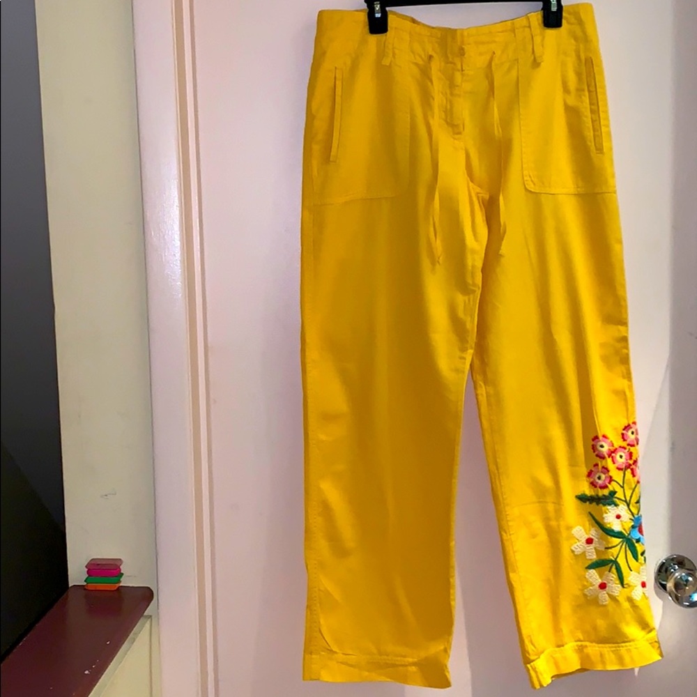 Yellow pants